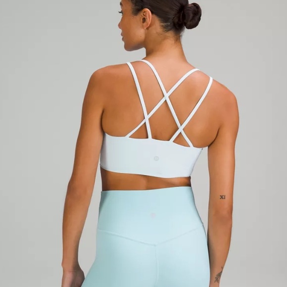 ❤️ Lululemon Like a Cloud Ribbed Longline Bra B/C Cup, Powder Blue Size 8 NWT - Picture 2 of 7